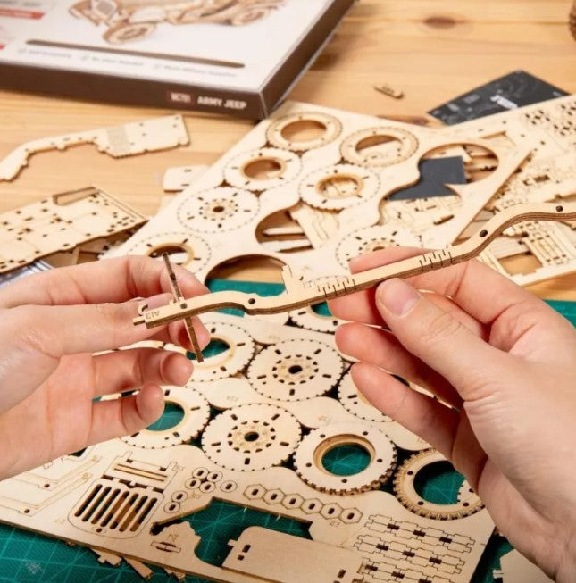 3D Train Builder Puzzle